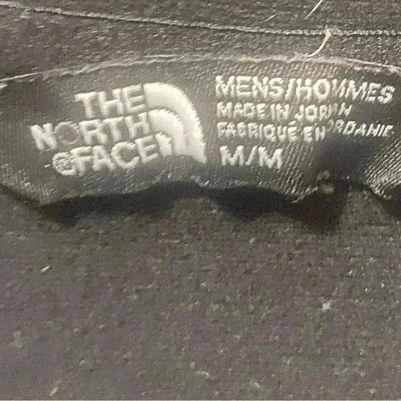 Men’s The North Face Quarter Zip Pullover - Picture 5 of 6